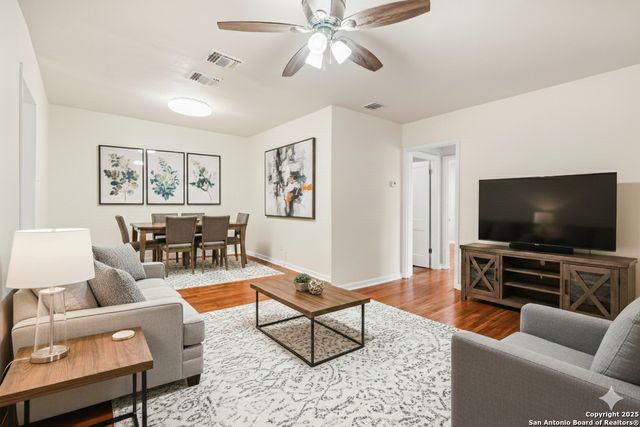 123 Colton, San Antonio, TX 78209