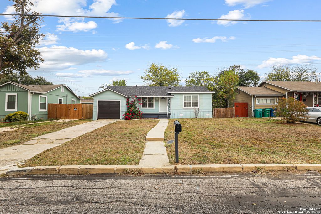 123 Colton, San Antonio, TX 78209