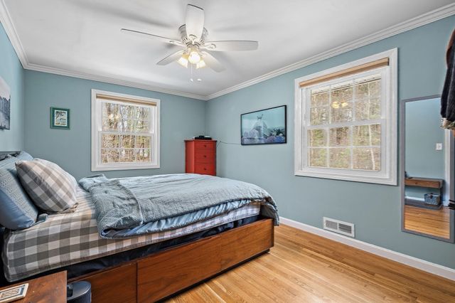 7 Pecos Circle, Chelmsford, MA 01824
