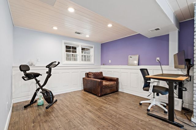 7 Pecos Circle, Chelmsford, MA 01824