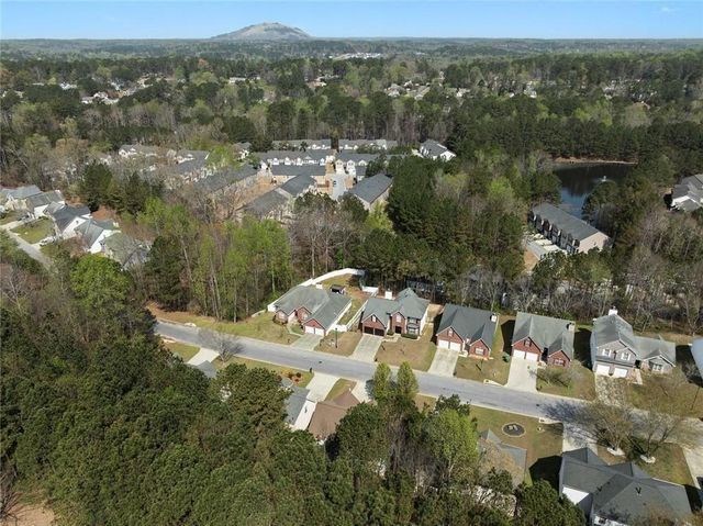 1727 Spring Hill Cove, Lithonia, GA 30058