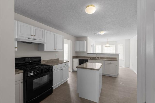 1727 Spring Hill Cove, Lithonia, GA 30058