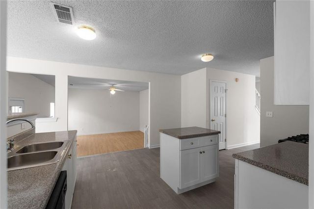 1727 Spring Hill Cove, Lithonia, GA 30058