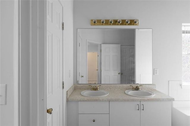 1727 Spring Hill Cove, Lithonia, GA 30058