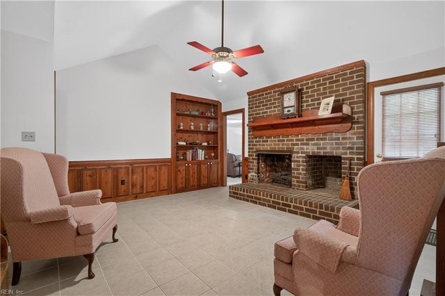 1213 Lakeford PL, Chesapeake, VA 23322