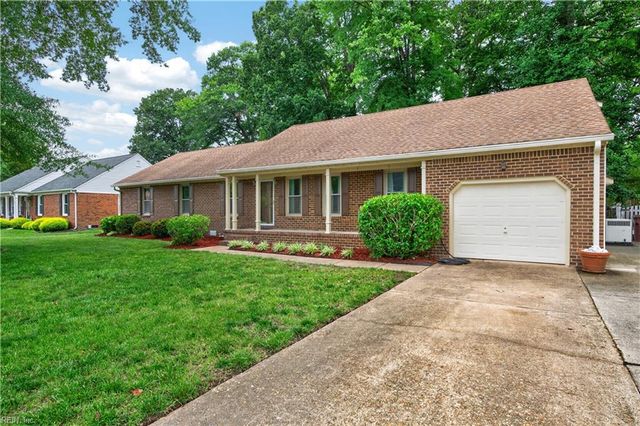 1213 Lakeford PL, Chesapeake, VA 23322
