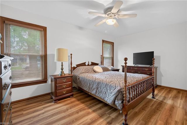 1213 Lakeford PL, Chesapeake, VA 23322