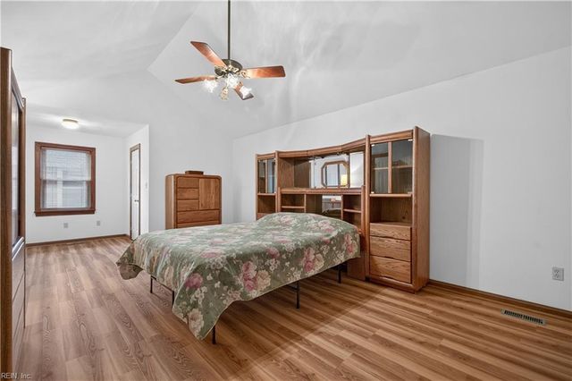 1213 Lakeford PL, Chesapeake, VA 23322