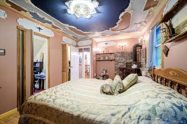 2 Couzines Road, Woodbourne, NY 12788