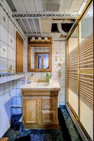 2 Couzines Road, Woodbourne, NY 12788