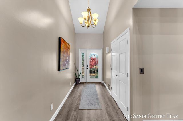 1020 Brookway Court, Norton Shores, MI 49441