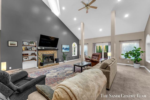 1020 Brookway Court, Norton Shores, MI 49441