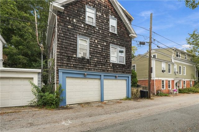 135 Marlborough Street, East Greenwich, RI 02818