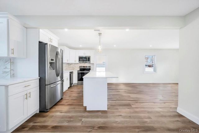 110 Monroe Avenue, Patchogue, NY 11772