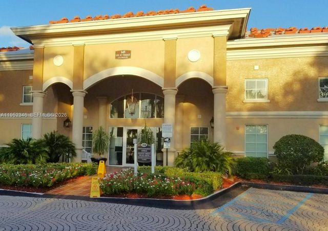 100 SW 117th Ter 2303, Pembroke Pines, FL 33025