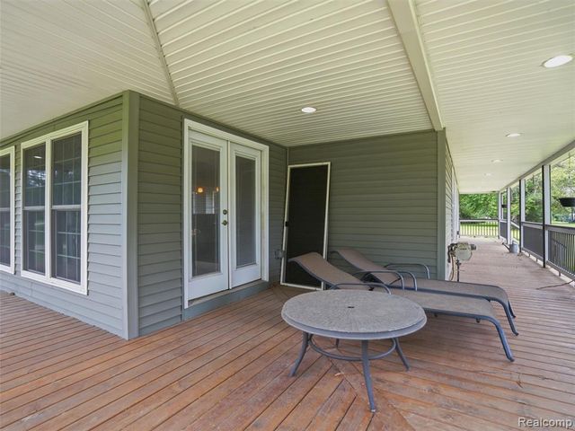 5556 Ormond Road, White Lake, MI 48383
