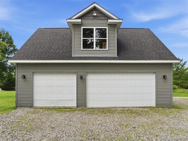 5556 Ormond Road, White Lake, MI 48383