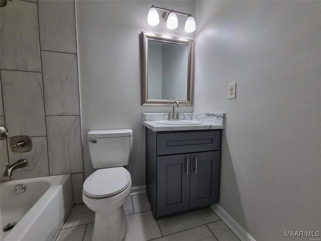 2039 Winona Avenue, Montgomery, AL 36107