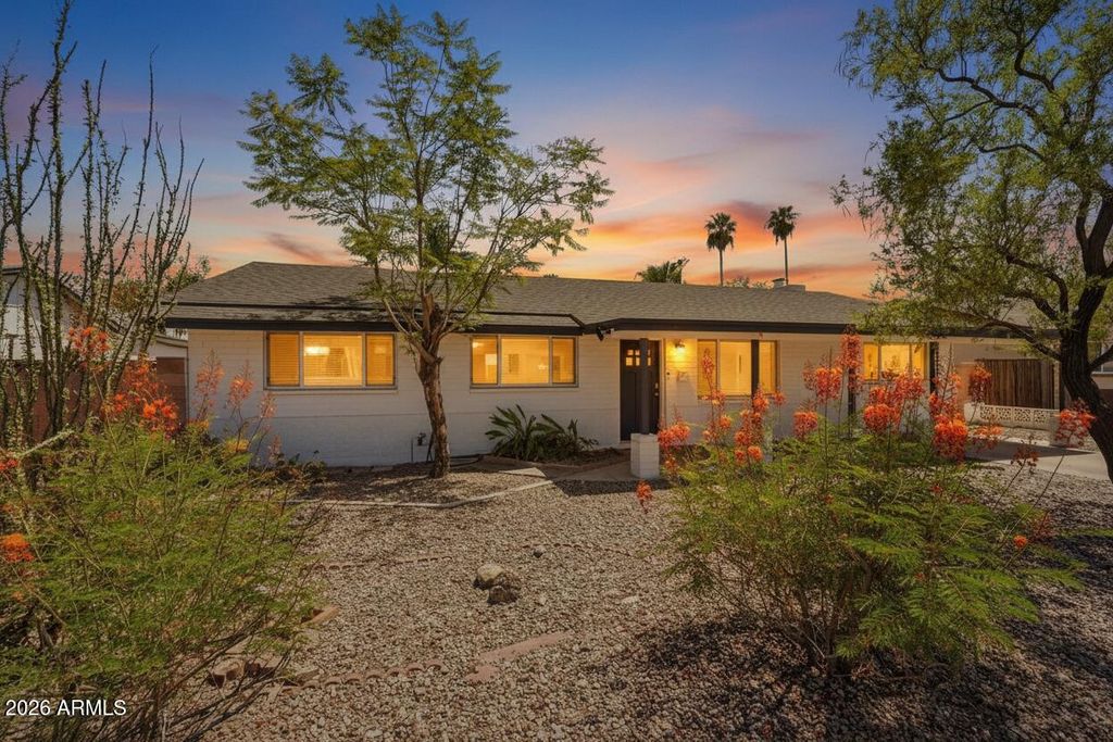 6937 E MORELAND Street, Scottsdale, AZ 85257 — photo 2