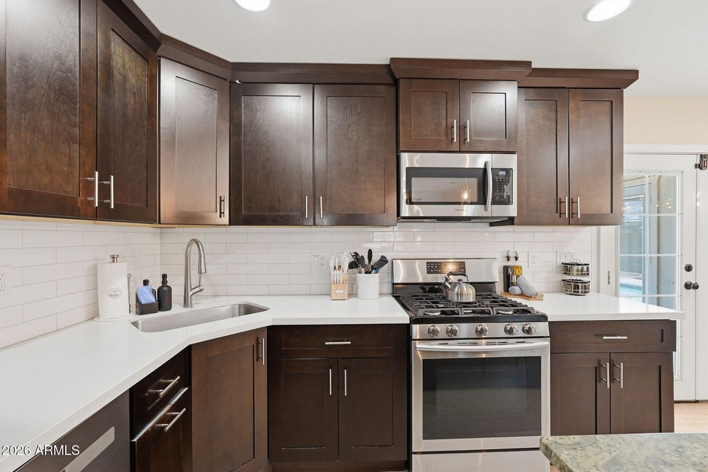 6937 E MORELAND Street, Scottsdale, AZ 85257 — photo 4