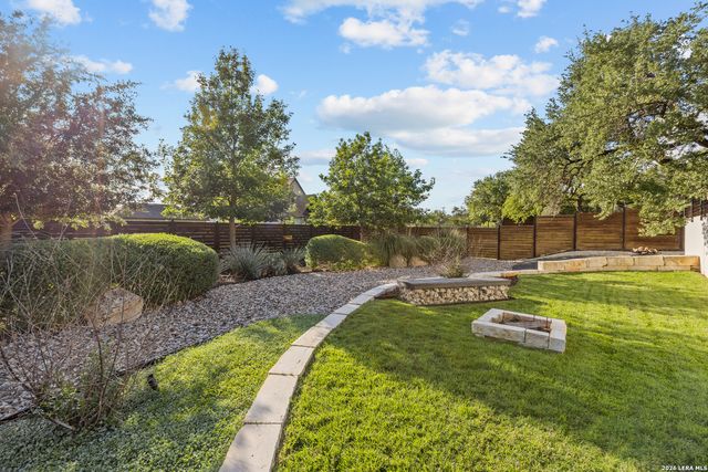 1527 Silent Hollow, San Antonio, TX 78260