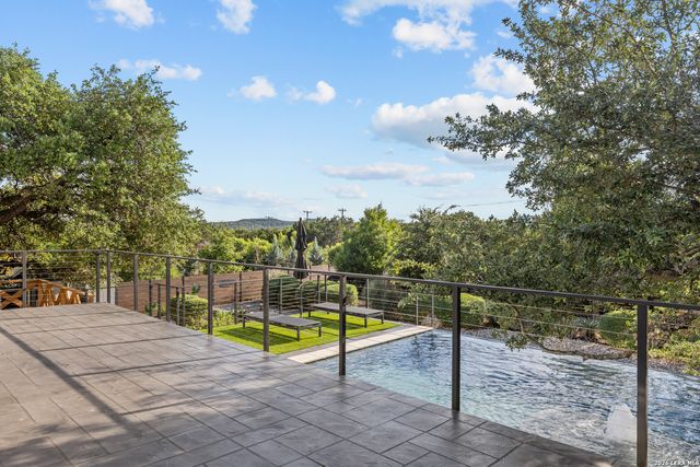 1527 Silent Hollow, San Antonio, TX 78260