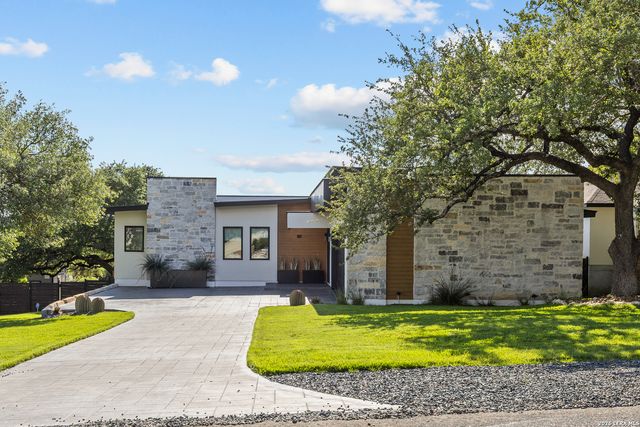 1527 Silent Hollow, San Antonio, TX 78260