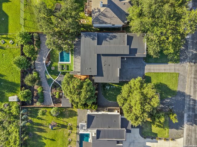 1527 Silent Hollow, San Antonio, TX 78260