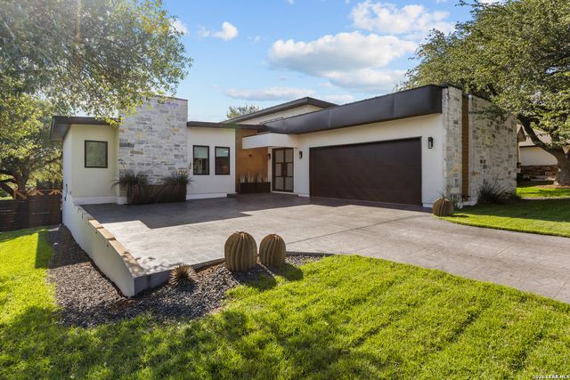 1527 Silent Hollow, San Antonio, TX 78260