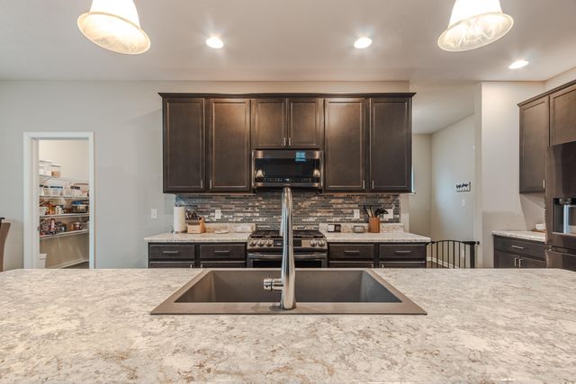 1674 Gustafson Avenue, Chesterton, IN 46304