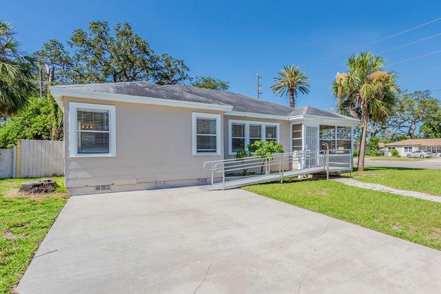 1524 13TH AVENUE S, St Petersburg, FL 33705