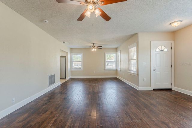 1524 13TH AVENUE S, St Petersburg, FL 33705