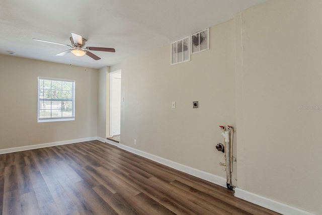 1524 13TH AVENUE S, St Petersburg, FL 33705