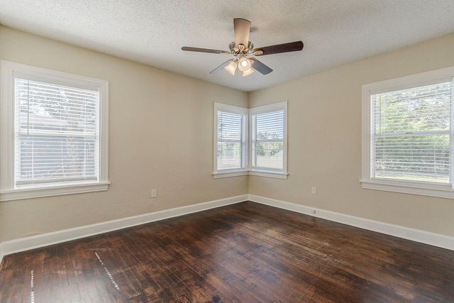 1524 13TH AVENUE S, St Petersburg, FL 33705