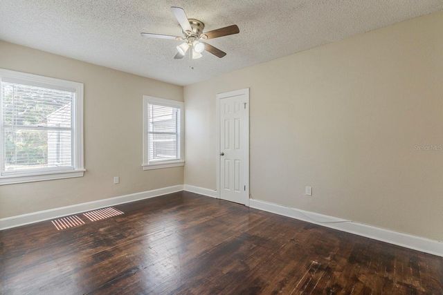 1524 13TH AVENUE S, St Petersburg, FL 33705