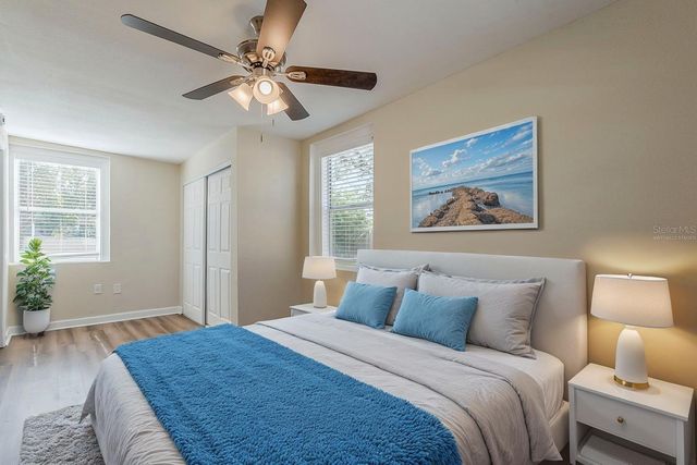 1524 13TH AVENUE S, St Petersburg, FL 33705