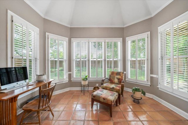 6565 QUAIL POINTE CIR, Memphis, TN 38120