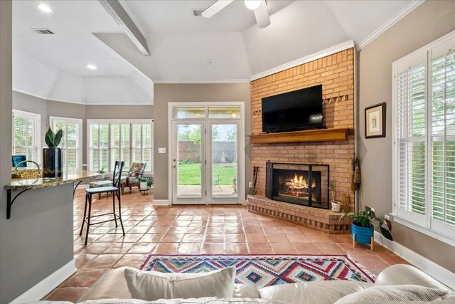 6565 QUAIL POINTE CIR, Memphis, TN 38120