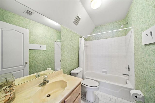 6565 QUAIL POINTE CIR, Memphis, TN 38120