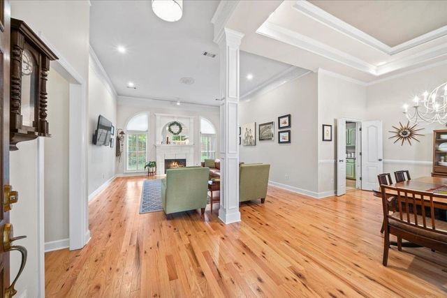 6565 QUAIL POINTE CIR, Memphis, TN 38120