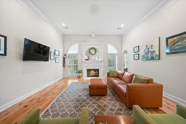 6565 QUAIL POINTE CIR, Memphis, TN 38120