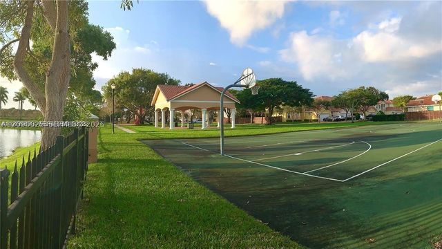 15809 SW 60th Ter 15809, Miami, FL 33193
