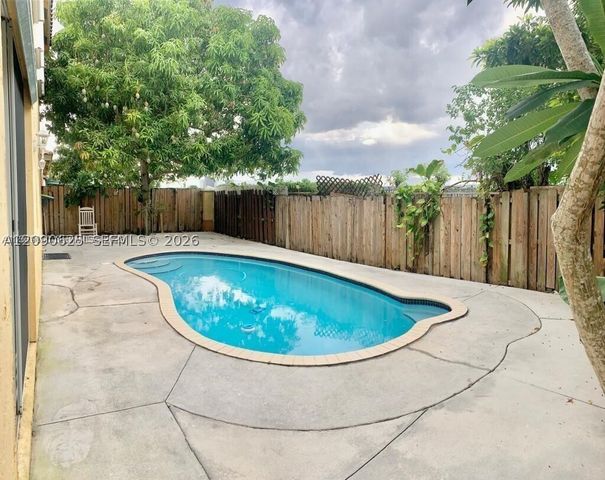 15809 SW 60th Ter 15809, Miami, FL 33193
