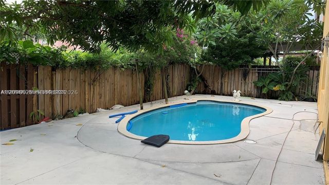 15809 SW 60th Ter 15809, Miami, FL 33193