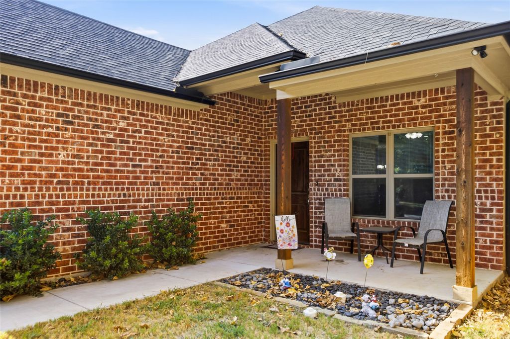 519 W Ford Street, Denison, TX 75020