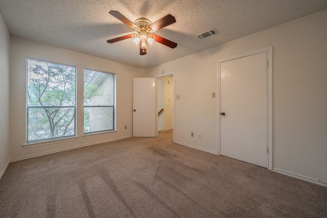 3704 Hulen Park Drive, Fort Worth, TX 76109
