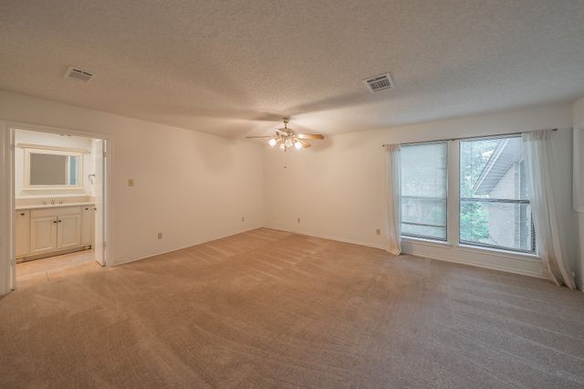 3704 Hulen Park Drive, Fort Worth, TX 76109