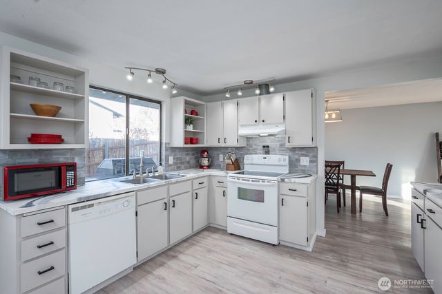 306 Belmont Avenue, Moses Lake, WA 98837