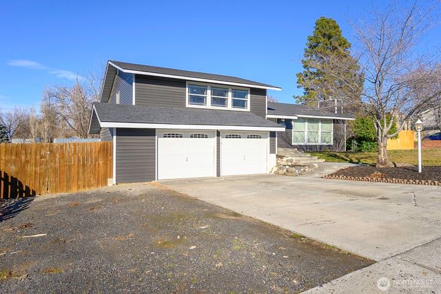 306 Belmont Avenue, Moses Lake, WA 98837