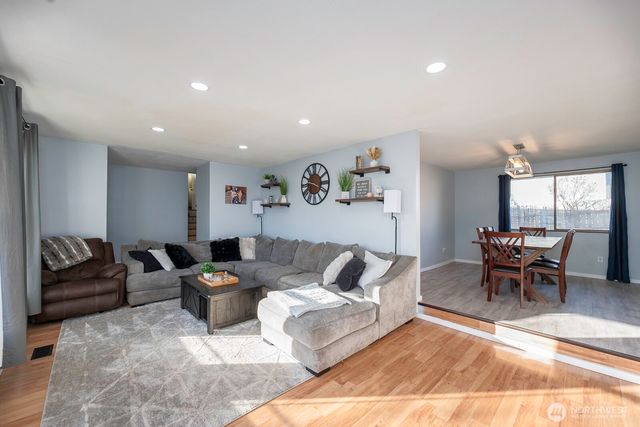 306 Belmont Avenue, Moses Lake, WA 98837